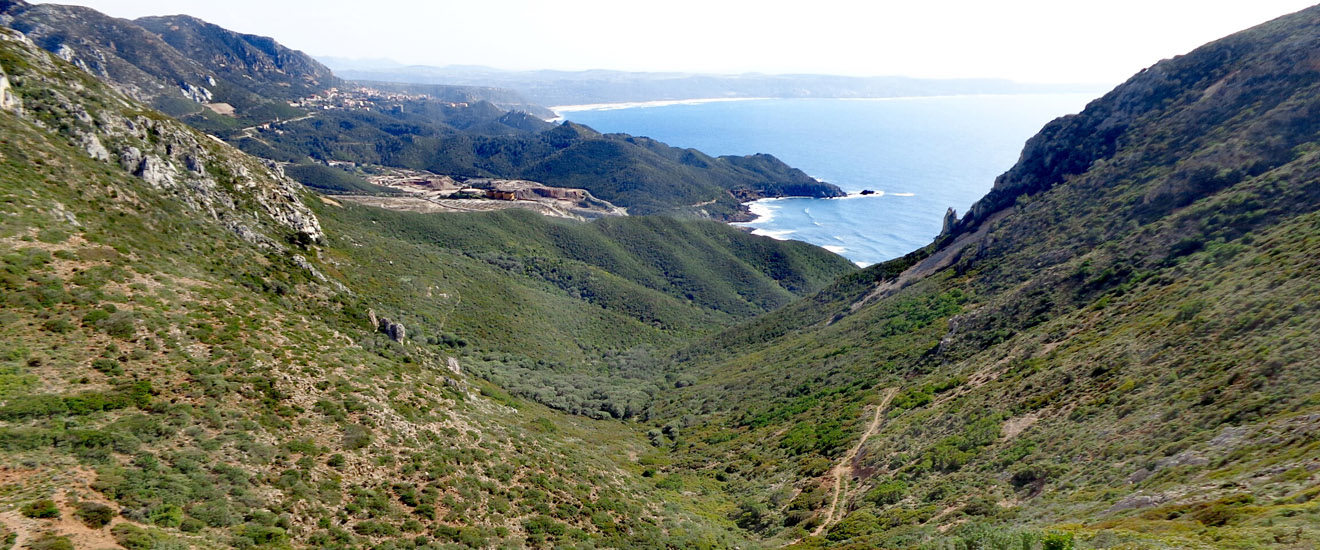 Miniere nel Blu Trekking Giornaliero Anello Pan di Zucchero